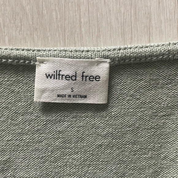 Aritzia longsleeve top - Picture 5 of 6